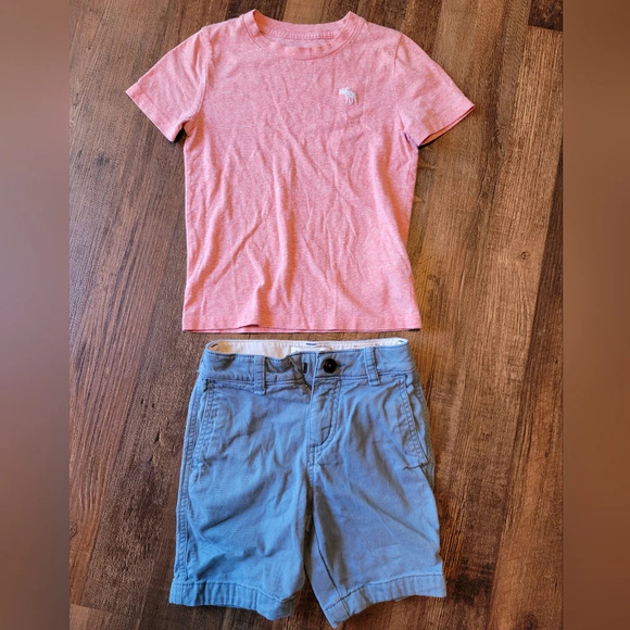 Abercrombie Kids Tee Shirt and Shorts 2 Piece Outfit - Picture 1 of 7